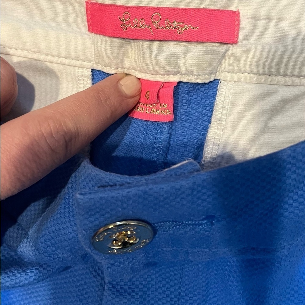 Lilly Pulitzer Blue Scalloped Shorts Size 4 - Picture 6 of 6